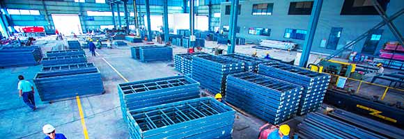 專業(yè)鋼構生產(chǎn)基地，質量是人格