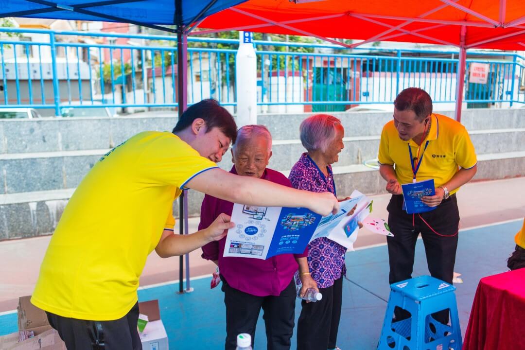 1559099718807039328 1559099718807039328