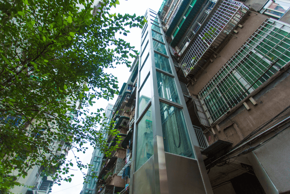 1559099725292032804 1559099725292032804